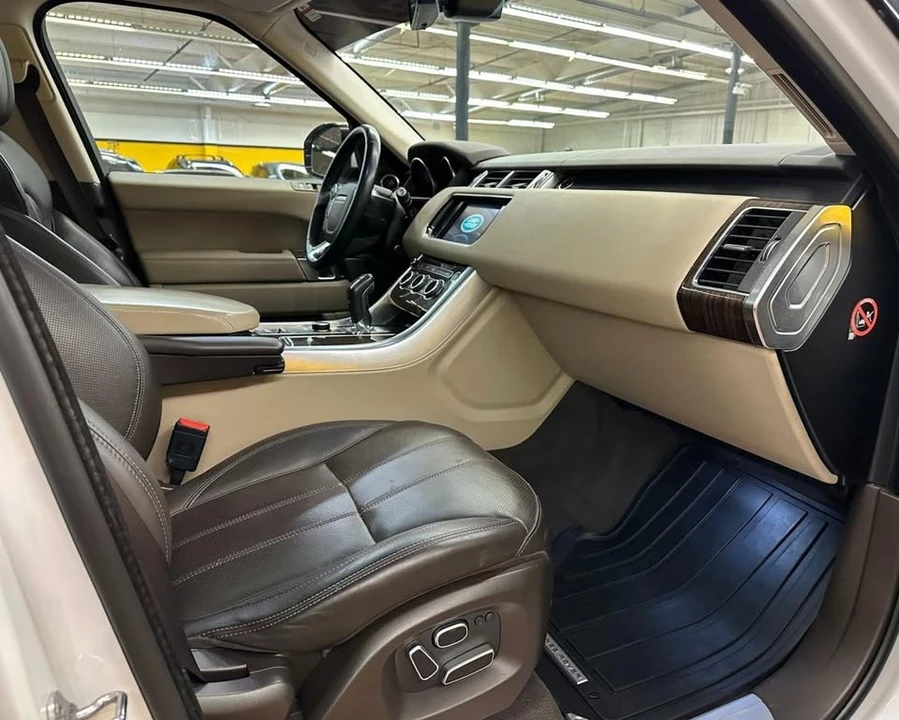 2015 Land Rover Range Rover L405 - Image 15 of 19