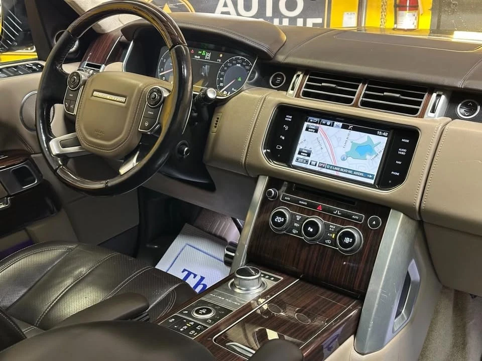 2015 Land Rover Range Rover L405 - Image 15 of 17