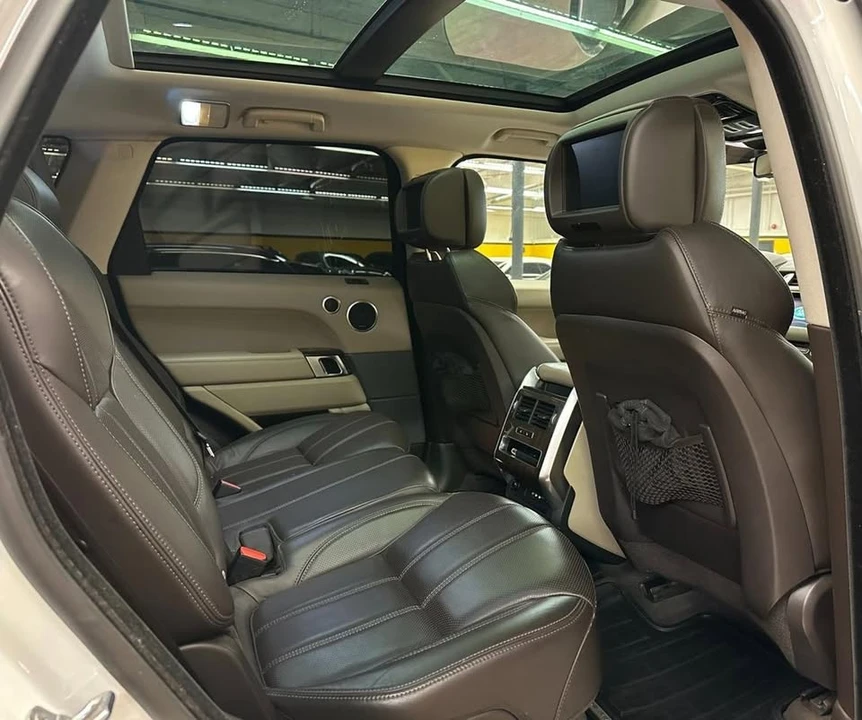 2015 Land Rover Range Rover L405 - Image 14 of 19