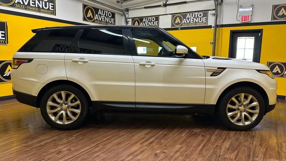 2015 Land Rover Range Rover L405 - Image 6 of 19