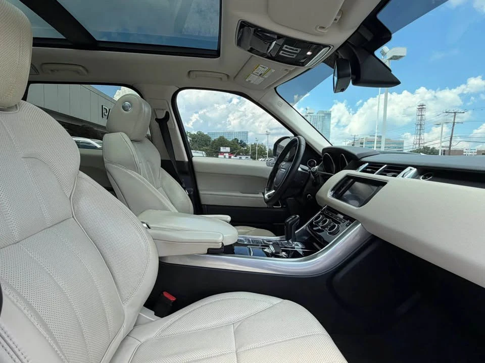 2015 Land Rover Range Rover L405 - Image 7 of 15