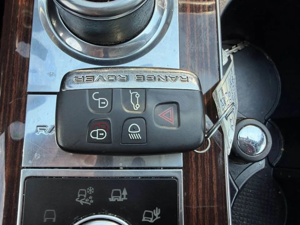 2015 Land Rover Range Rover L405 - Image 16 of 17