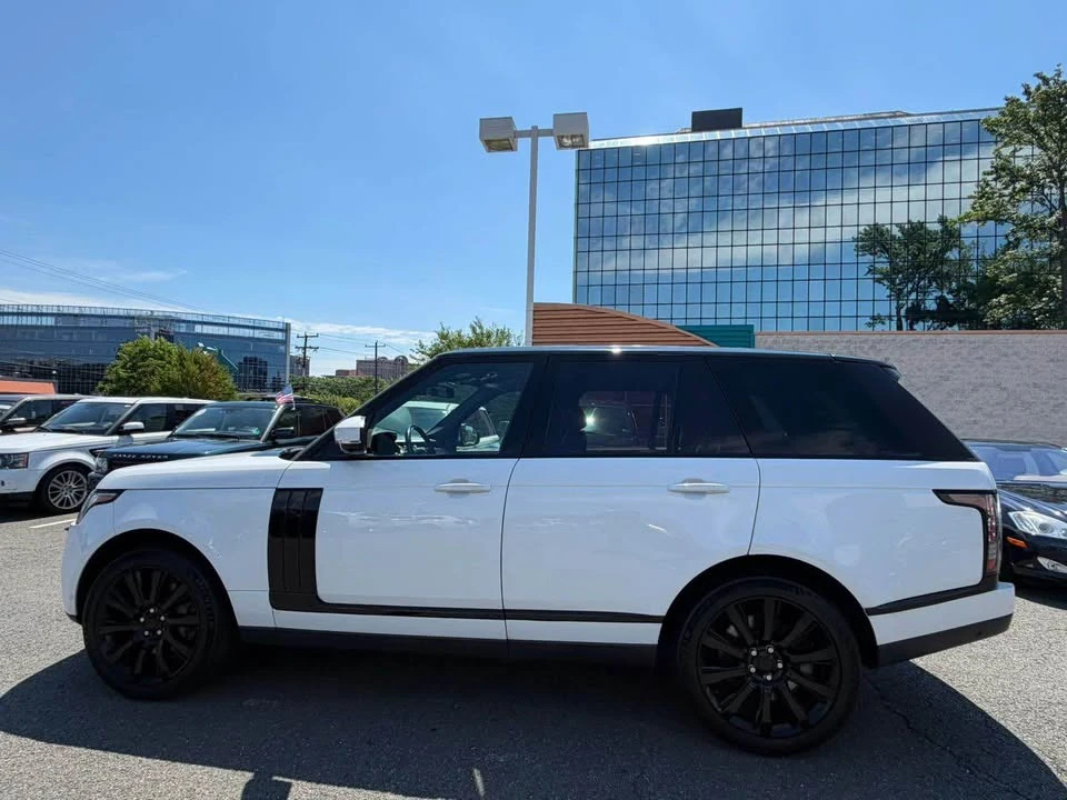 2015 Land Rover Range Rover L405 - Image 5 of 17