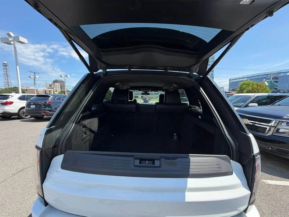 2015 Land Rover Range Rover L405 - Image 9 of 17