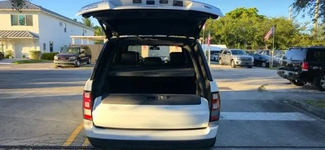 2015 Land Rover Range Rover L405 - Image 10 of 20