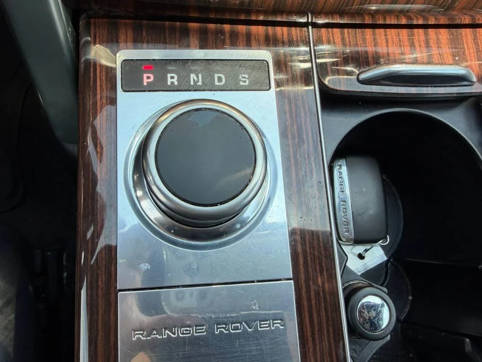 2015 Land Rover Range Rover L405 - Image 13 of 17