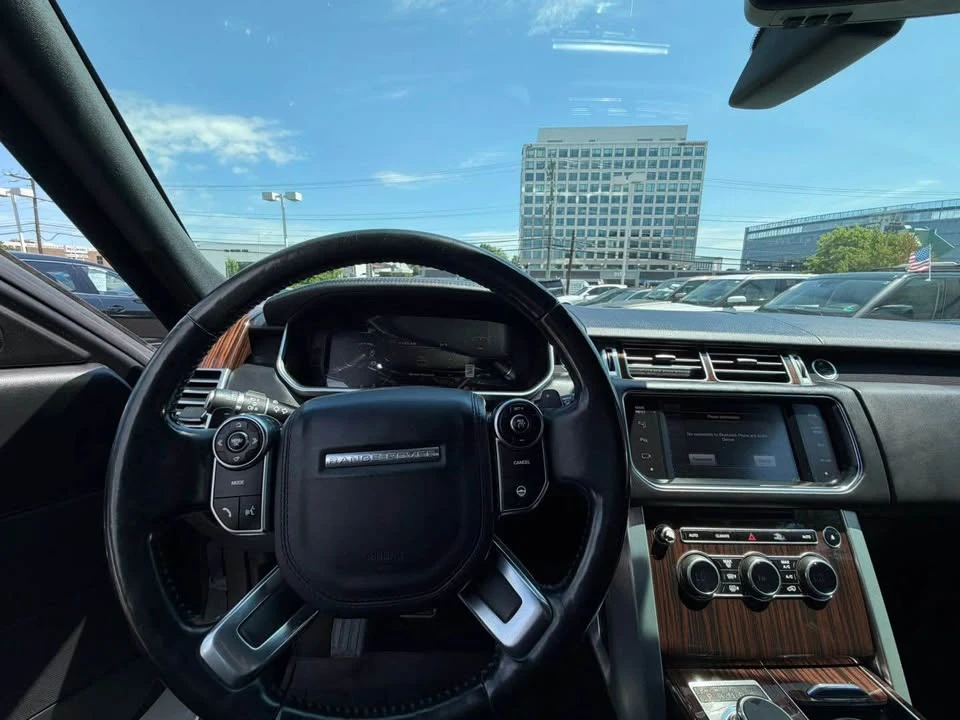 2015 Land Rover Range Rover L405 - Image 11 of 17