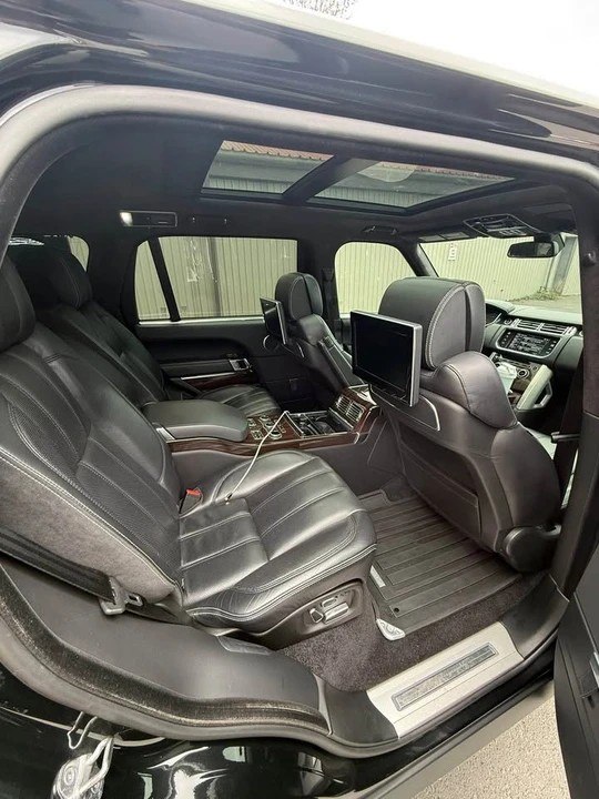 2015 Land Rover Range Rover L405 - Image 8 of 14