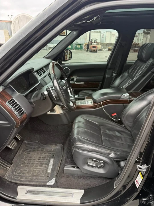 2015 Land Rover Range Rover L405 - Image 5 of 14