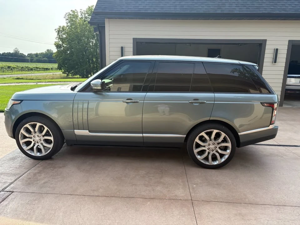 2015 Land Rover Range Rover L405 - Image 2 of 16