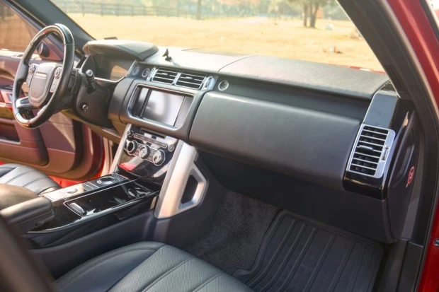 2015 Land Rover Range Rover L405 - Image 4 of 7
