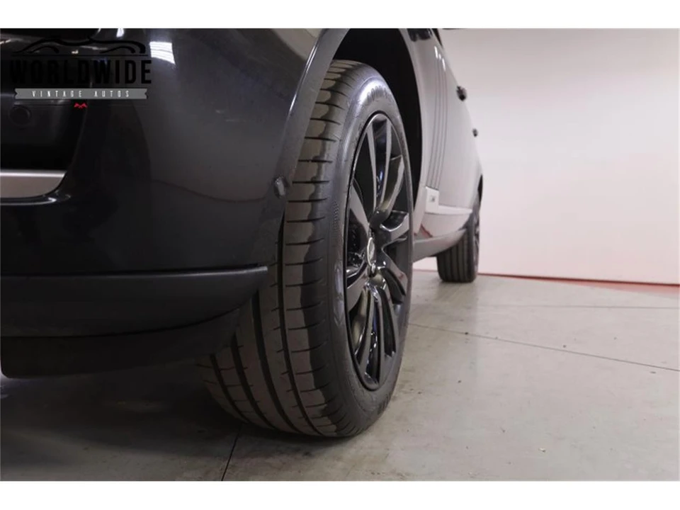 2015 Land Rover Range Rover L405 - Image 12 of 31