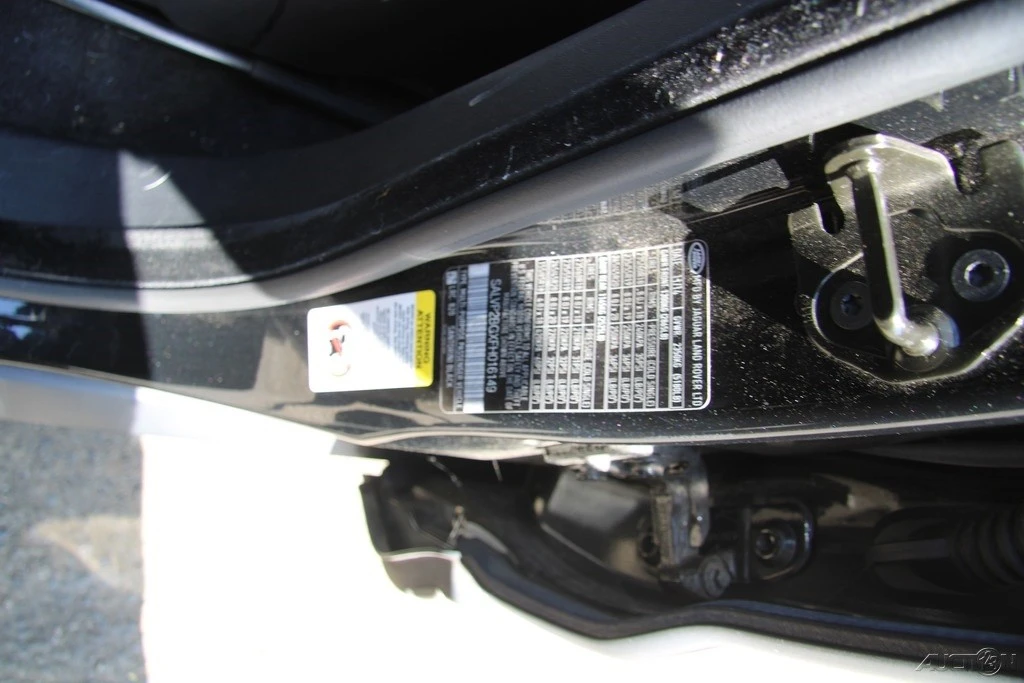 2015 Land Rover Range Rover L405 - Image 13 of 21