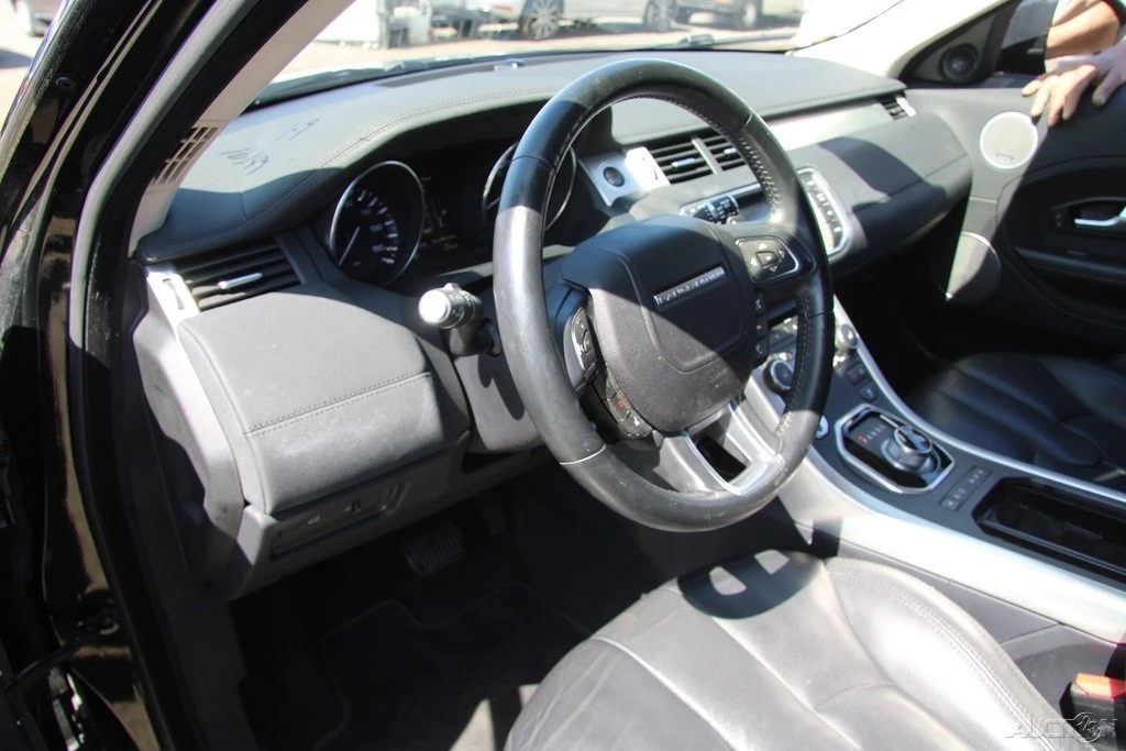 2015 Land Rover Range Rover L405 - Image 16 of 21
