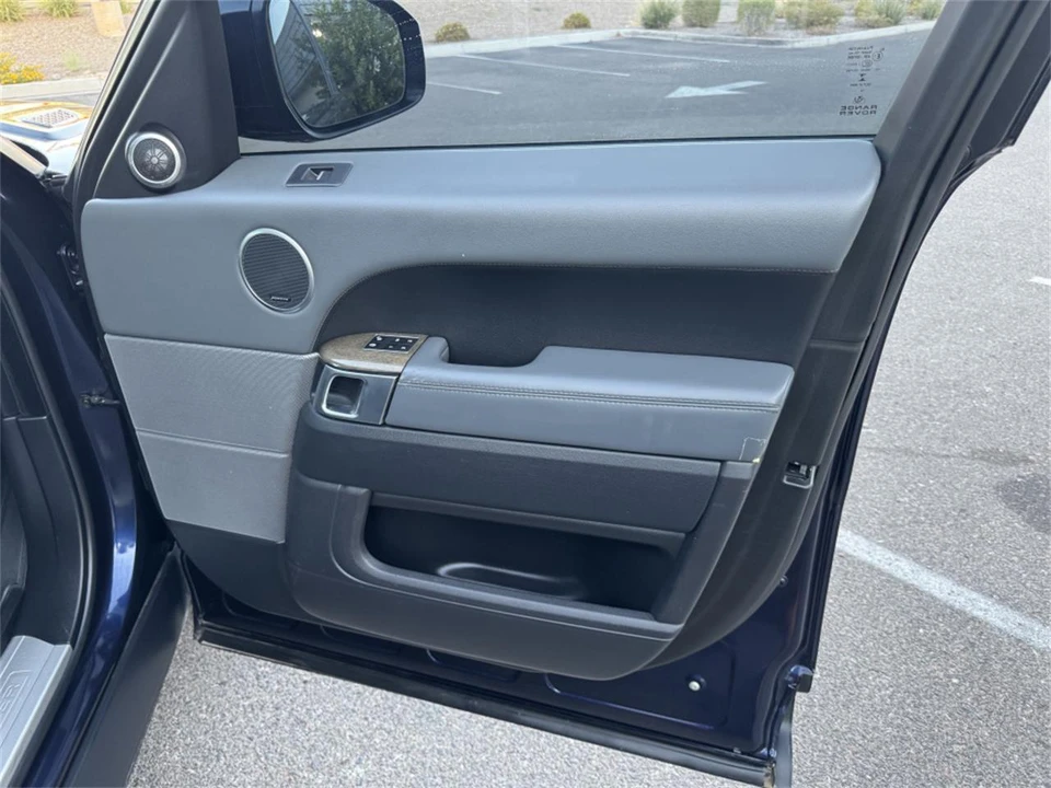 2015 Land Rover Range Rover L405 - Image 19 of 23