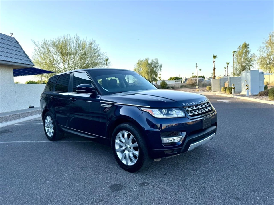 2015 Land Rover Range Rover L405 - Image 5 of 23