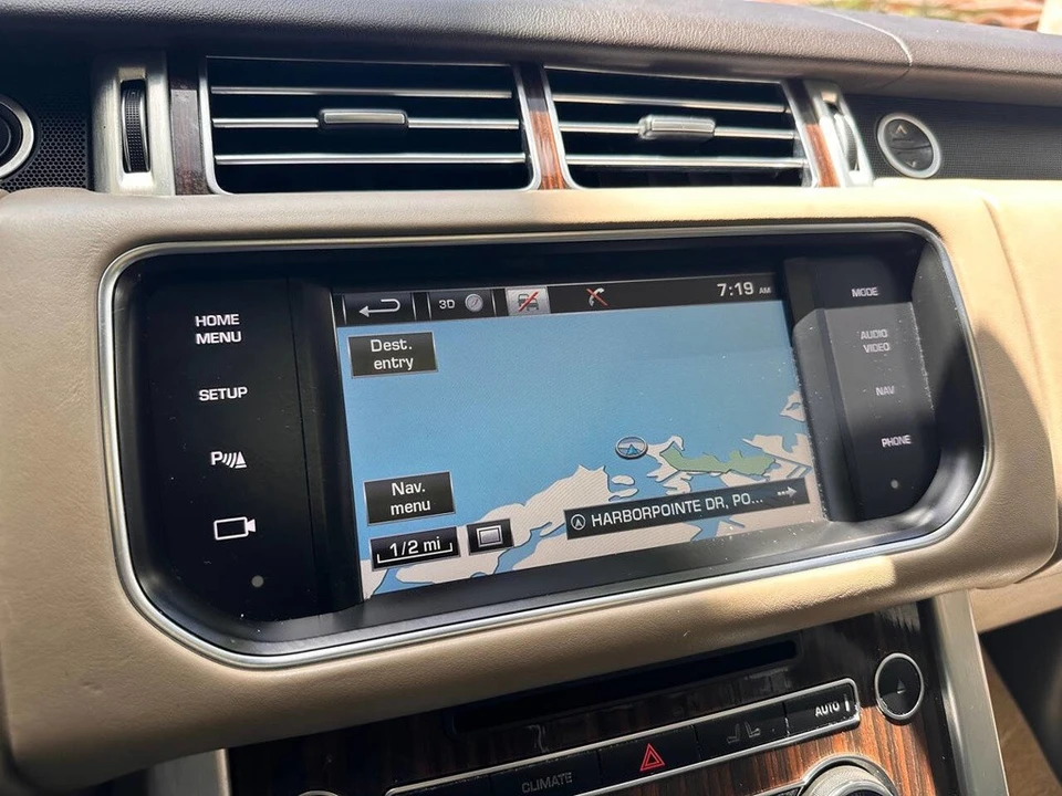 2015 Land Rover Range Rover L405 - Image 15 of 24