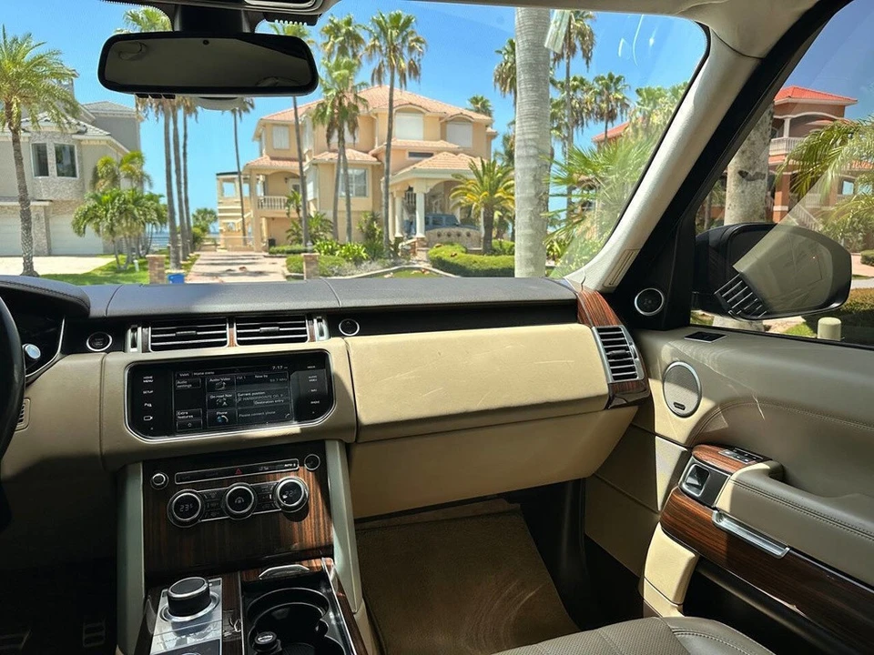 2015 Land Rover Range Rover L405 - Image 9 of 24