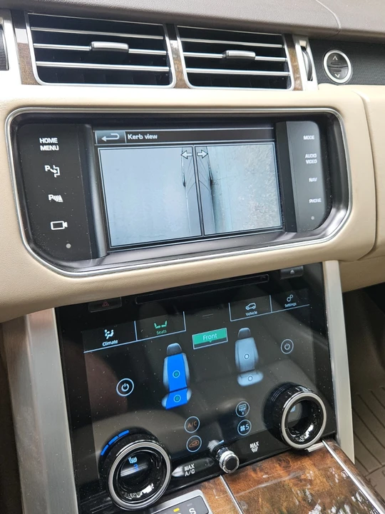 2015 Land Rover Range Rover L405 - Image 29 of 31