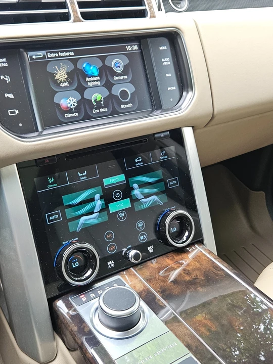2015 Land Rover Range Rover L405 - Image 28 of 31