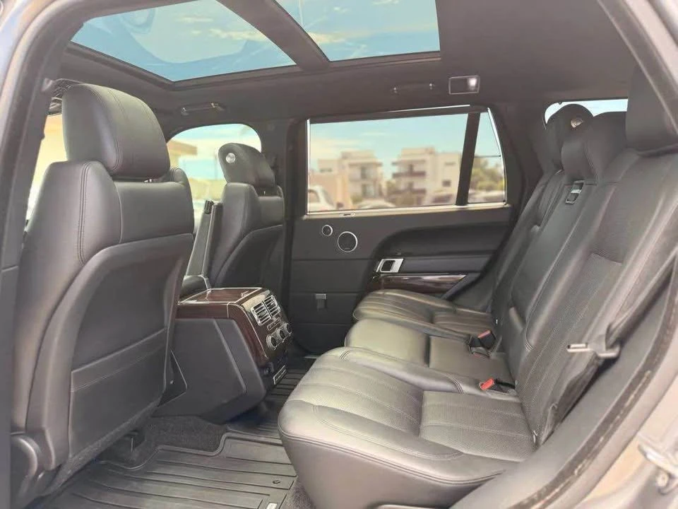 2015 Land Rover Range Rover L405 - Image 13 of 20