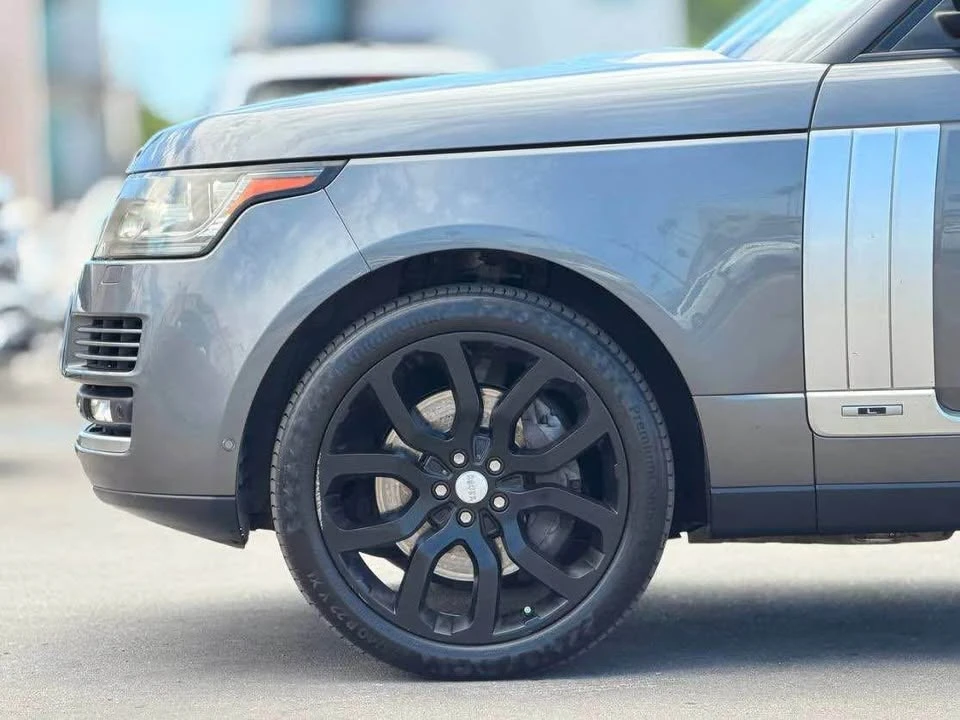 2015 Land Rover Range Rover L405 - Image 5 of 20