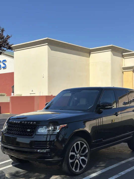 2015 Land Rover Range Rover L405 - Image 5 of 16