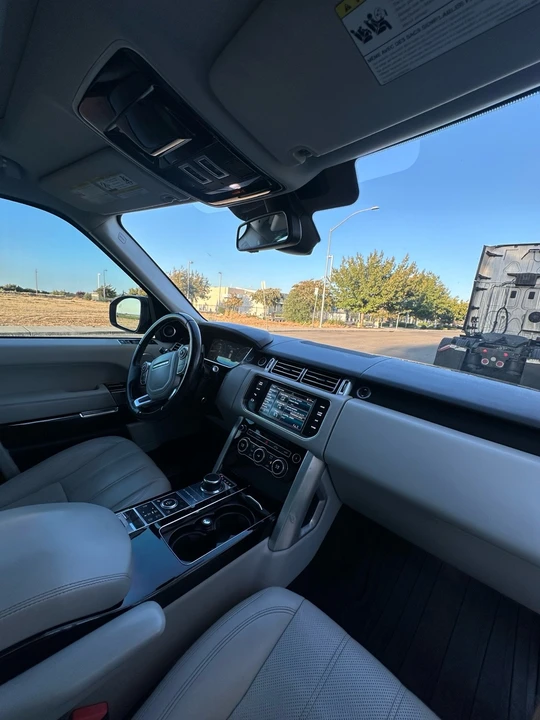 2015 Land Rover Range Rover L405 - Image 10 of 16