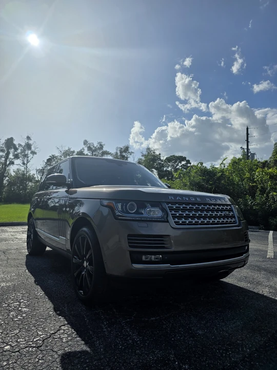 2015 Land Rover Range Rover L405 - Image 6 of 23