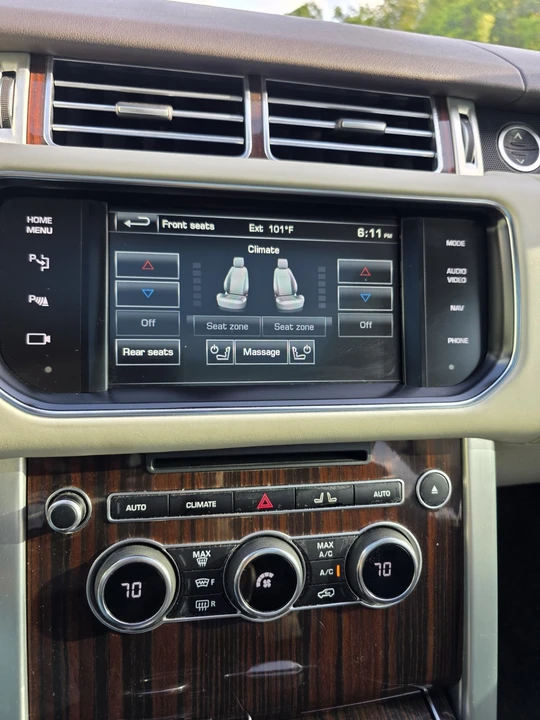 2015 Land Rover Range Rover L405 - Image 19 of 23