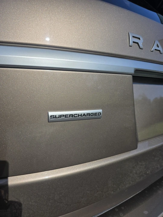 2015 Land Rover Range Rover L405 - Image 8 of 23