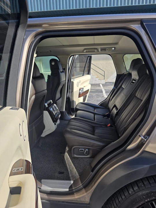 2015 Land Rover Range Rover L405 - Image 10 of 23