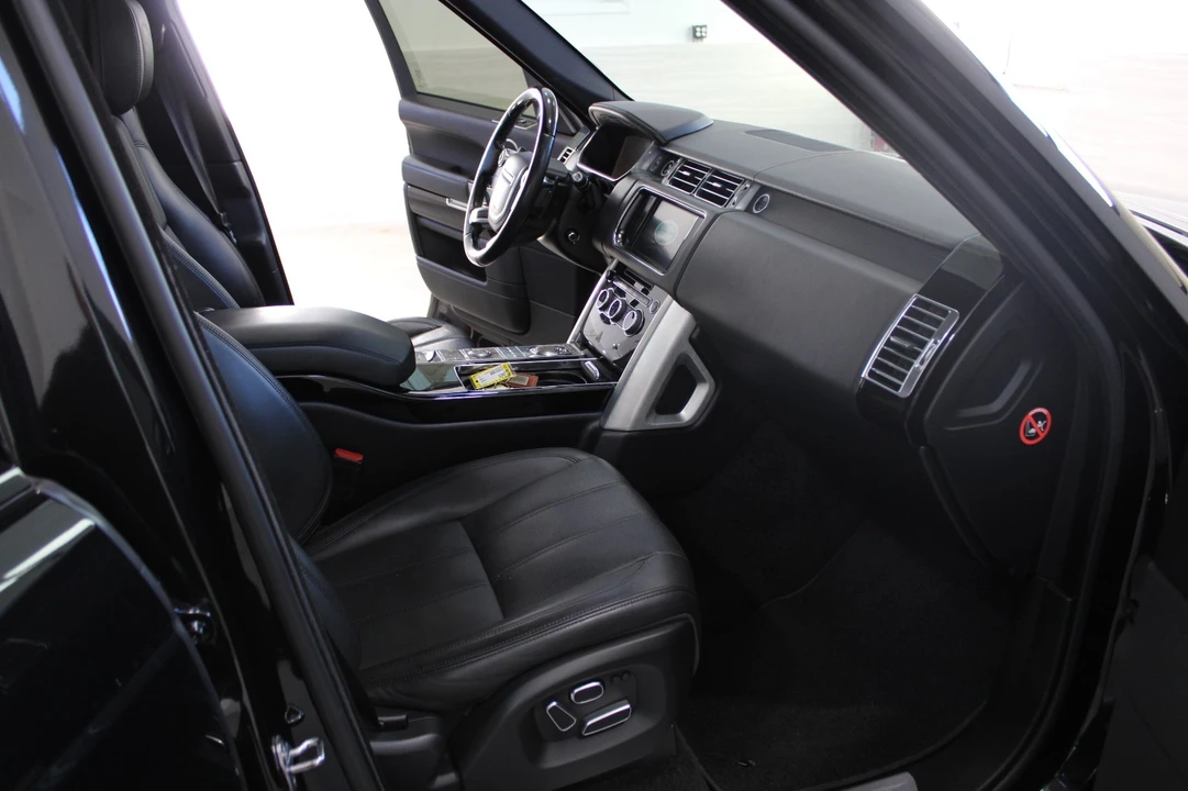 2015 Land Rover Range Rover L405 - Image 18 of 21