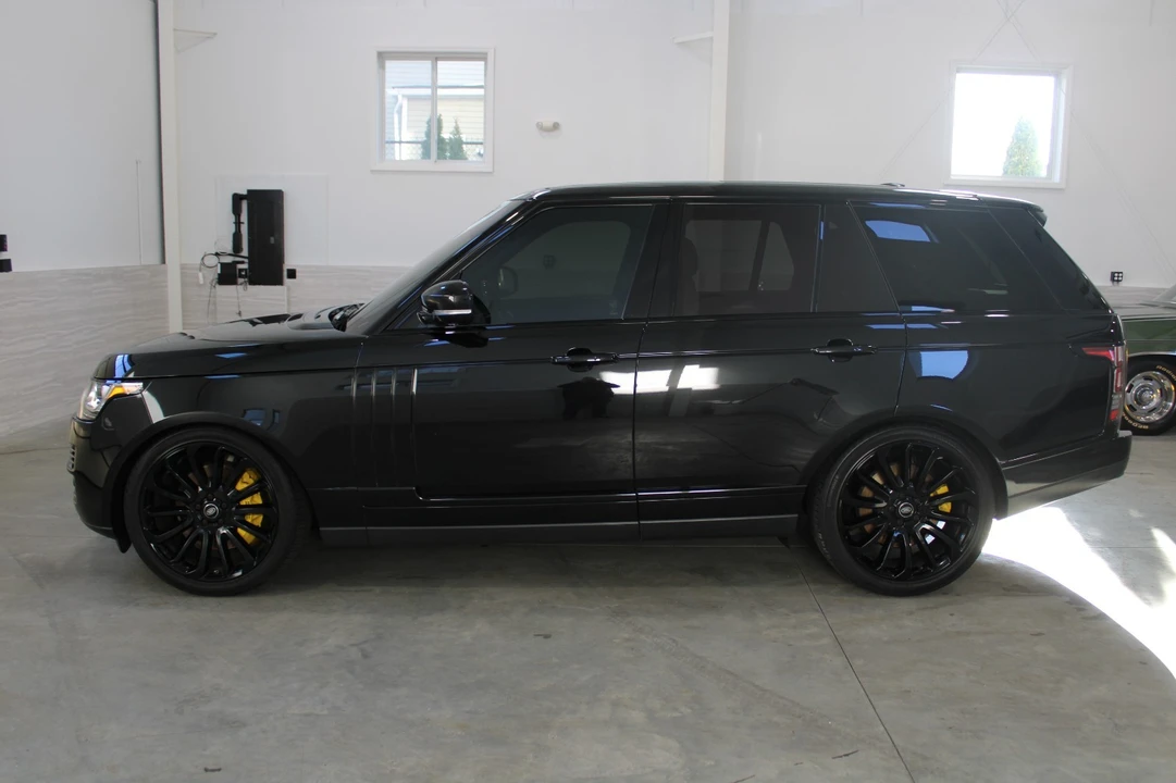 2015 Land Rover Range Rover L405 - Image 2 of 21
