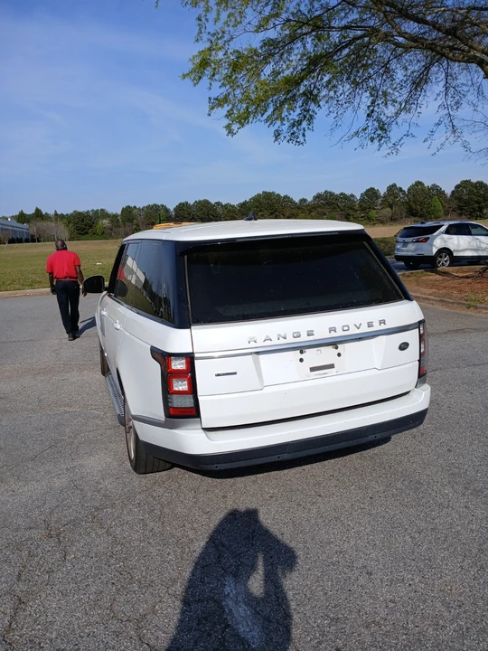 2015 Land Rover Range Rover L405 - Image 7 of 20