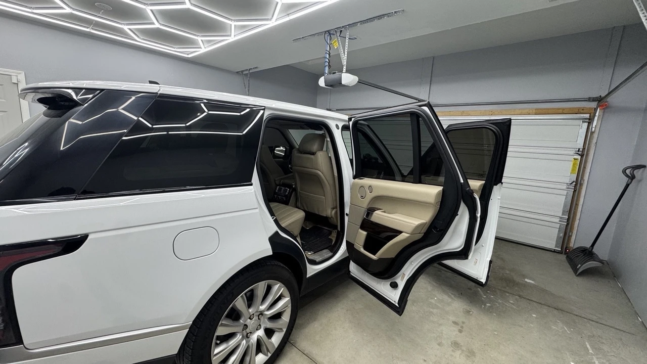 2015 Land Rover Range Rover L405 - Image 4 of 7