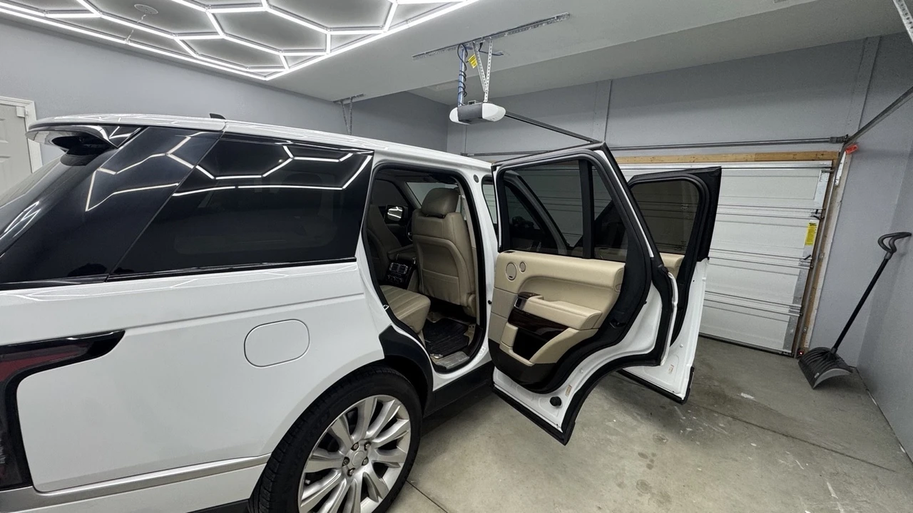 2015 Land Rover Range Rover L405 - Image 4 of 7