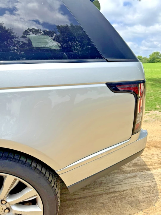 2015 Land Rover Range Rover L405 - Image 18 of 31