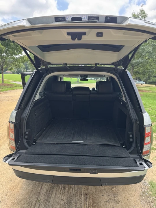 2015 Land Rover Range Rover L405 - Image 4 of 31