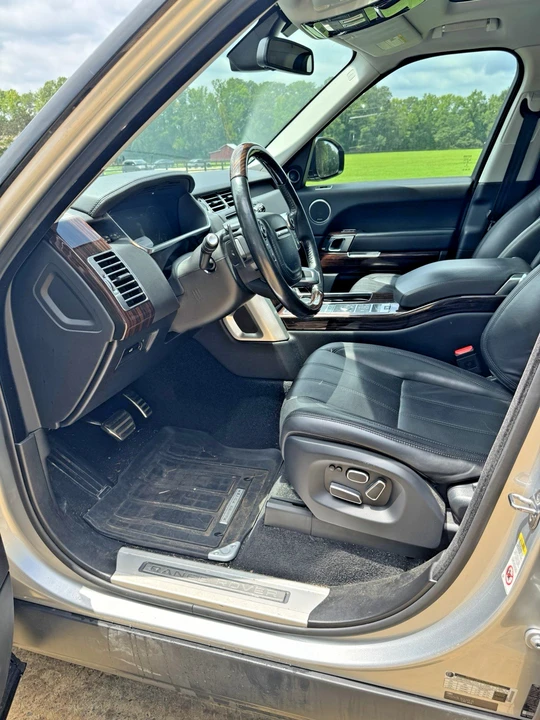 2015 Land Rover Range Rover L405 - Image 9 of 31