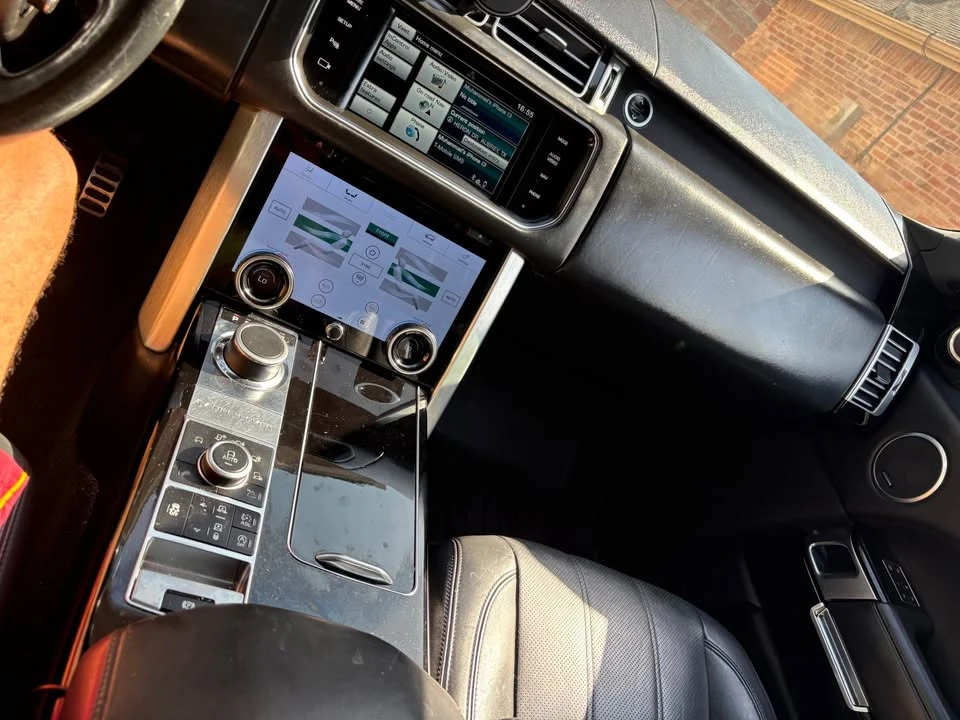 2015 Land Rover Range Rover L405 - Image 7 of 16