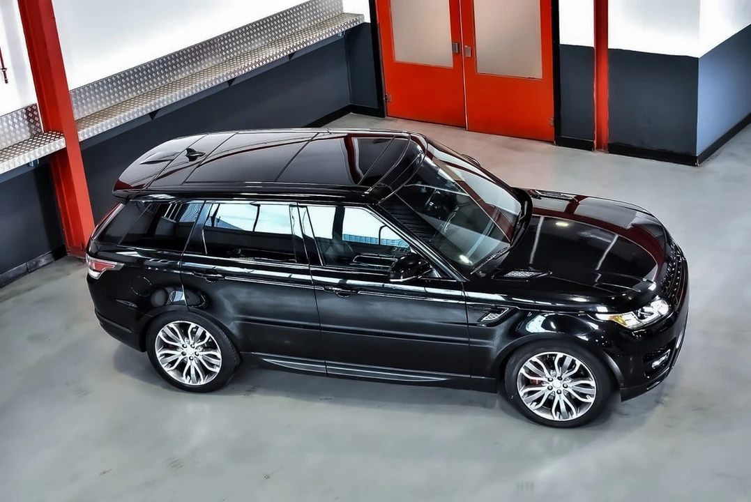2015 Land Rover Range Rover L405 - Image 8 of 30