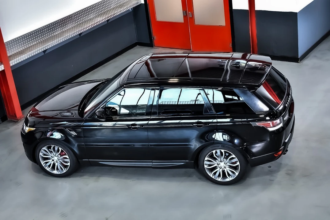 2015 Land Rover Range Rover L405 - Image 15 of 30