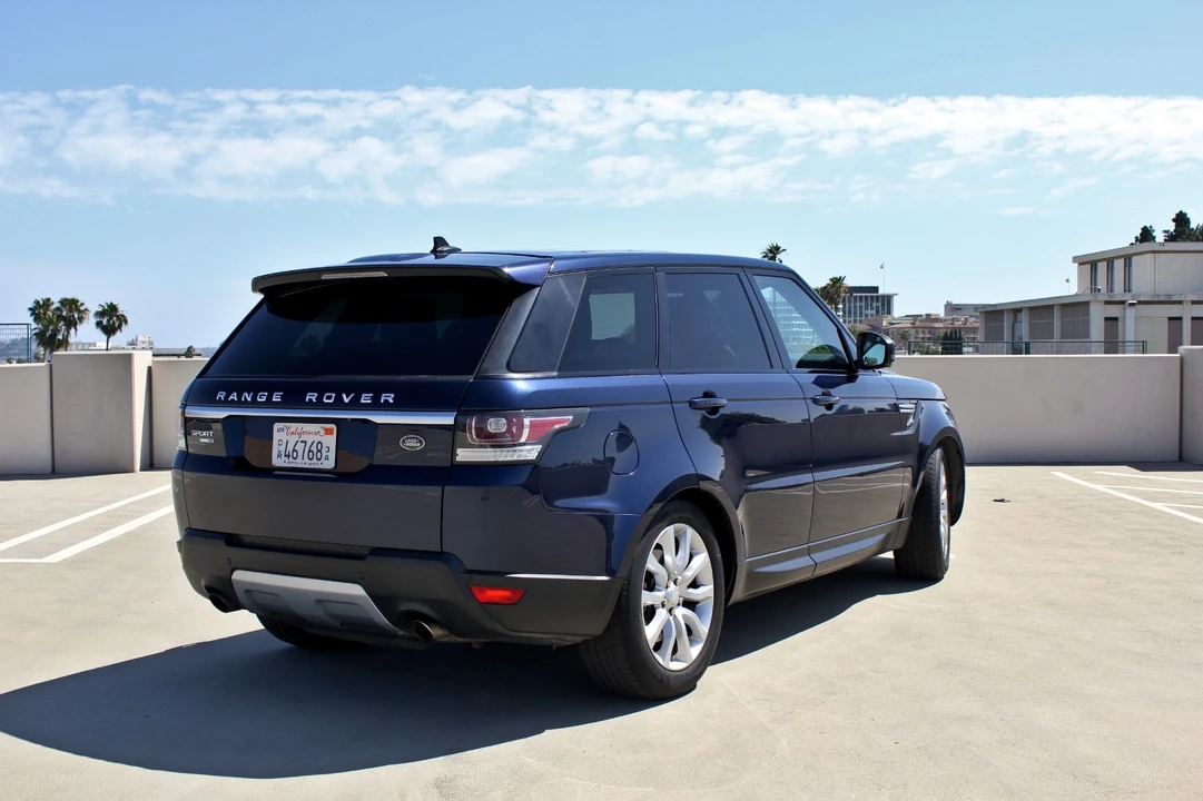 2015 Land Rover Range Rover Sport L494 - Image 9 of 29