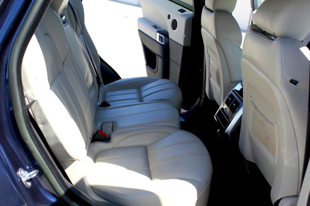 2015 Land Rover Range Rover Sport L494 - Image 17 of 29