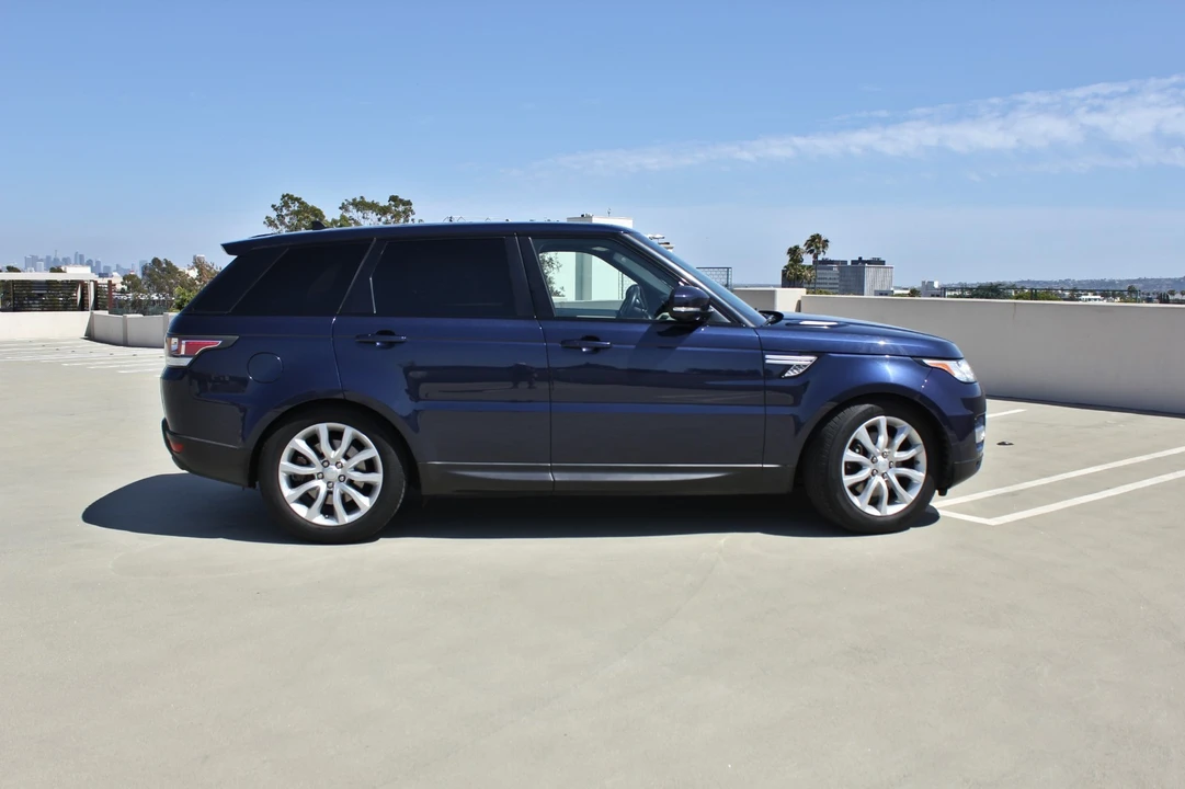 2015 Land Rover Range Rover Sport L494 - Image 8 of 29