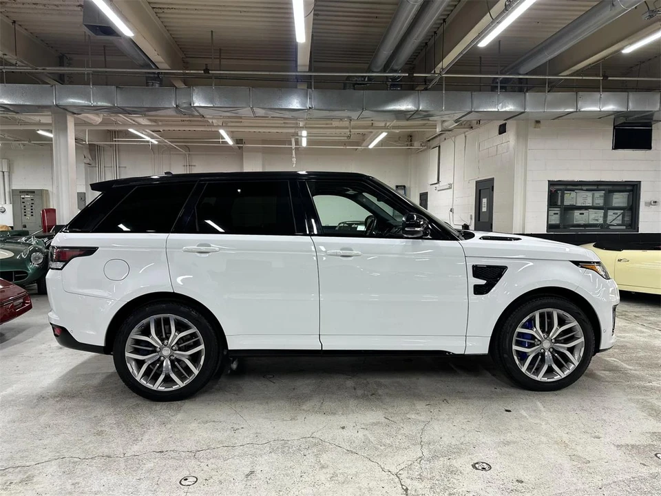 2015 Land Rover Range Rover Sport L494 - Image 8 of 31