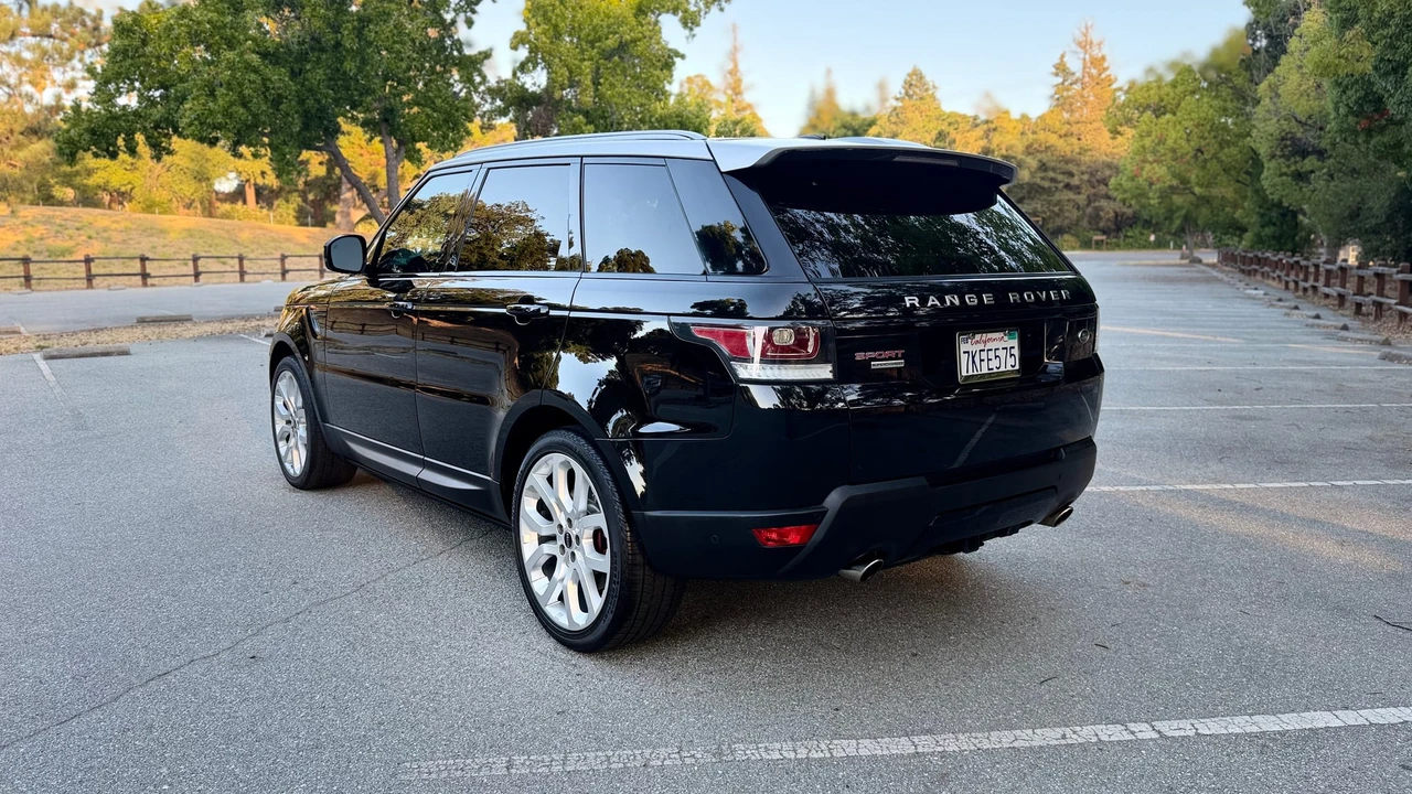 2015 Land Rover Range Rover Sport L494 - Image 21 of 31