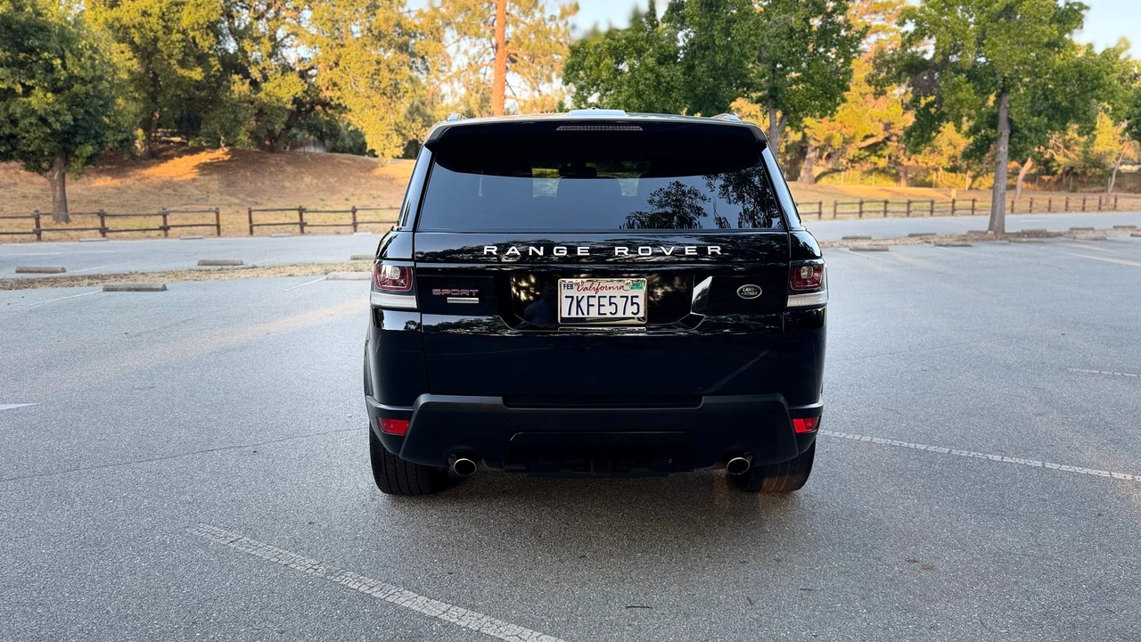 2015 Land Rover Range Rover Sport L494 - Image 18 of 31