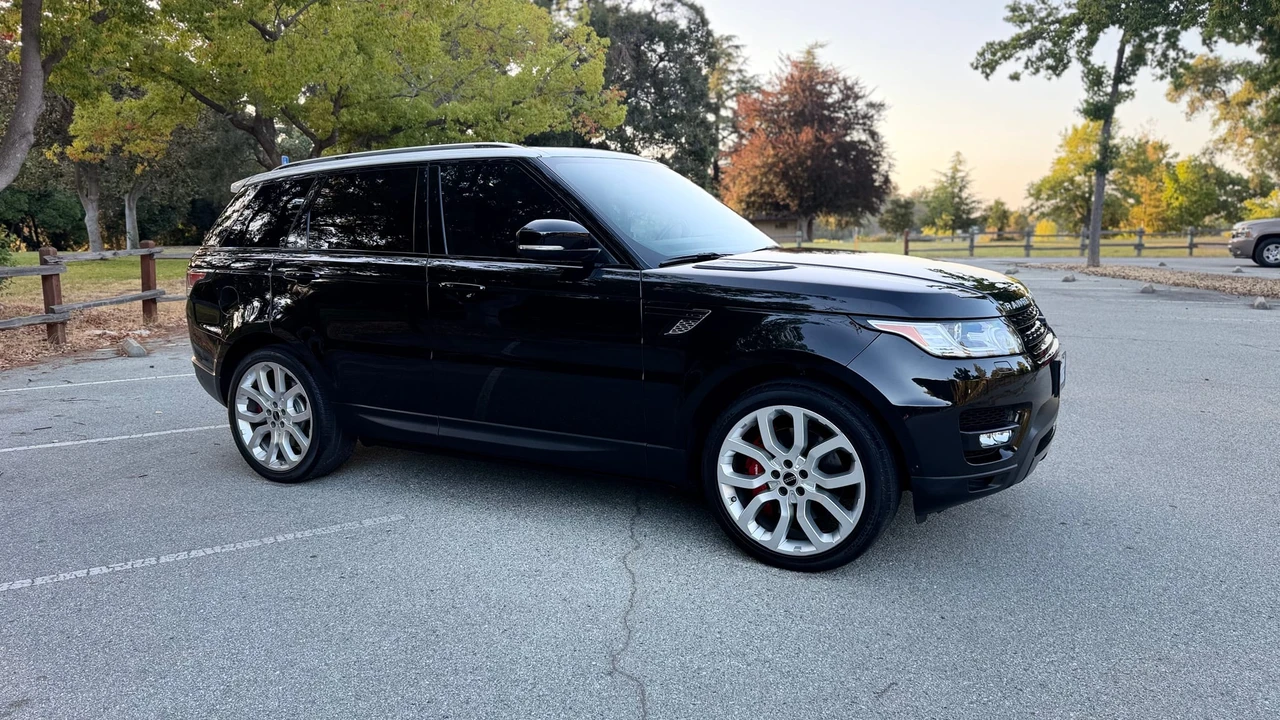 2015 Land Rover Range Rover Sport L494 - Image 11 of 31